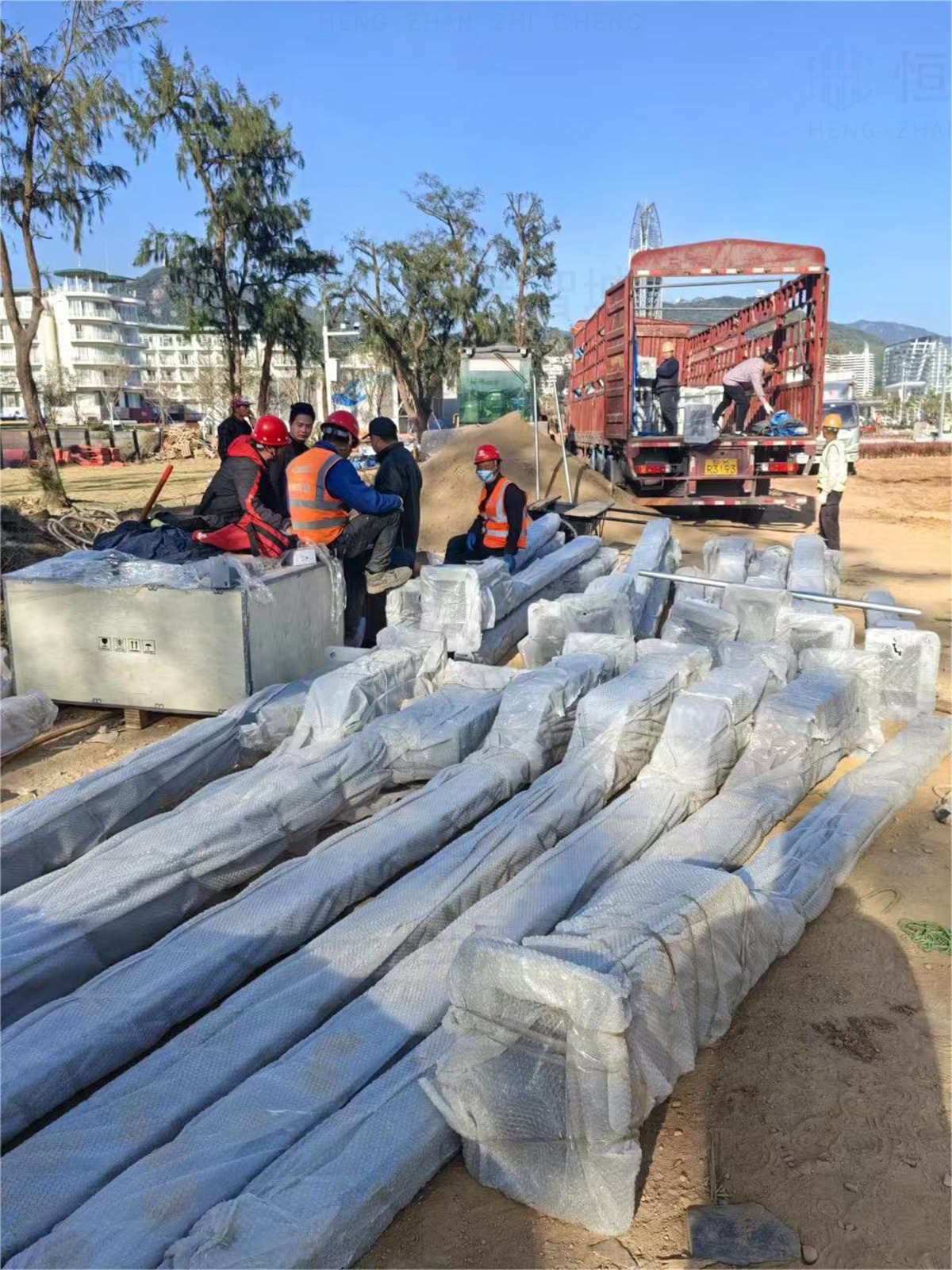 智慧路燈系統(tǒng)在城市道路照明中的創(chuàng)新實踐與效能優(yōu)化研究